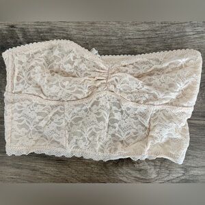 Aerie Lace Bandeau in Cream
